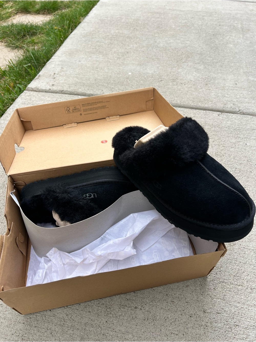 UGG Women’s Disquette